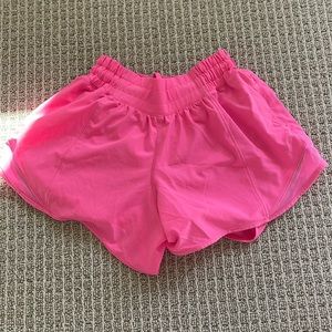 lululemon hotty hot shorts